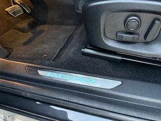 Jaguar E-Pace 2023 R-DYNAMIC S-thumb-14