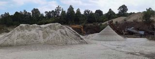 Quarry Equipment 1996-thumb-3