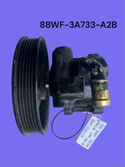 FORD TRANSIT T330 / T350 2000-2006 ΜΕΤΑΧΕΙΡΙΣΜΕΝΑ ΑΝΤΑΛΛΑΚΤΙΚΑ ( αντλία υδραυλικού τιμονιού γνήσια μεταχειρισμένη με κωδικό 88WF-3A733-A2B )