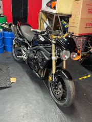 Triumph Street Triple 675 2010-thumb-6