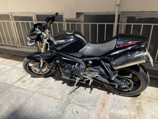 Triumph Street Triple 675 2010-thumb-7