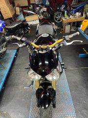 Triumph Street Triple 675 2010-thumb-10