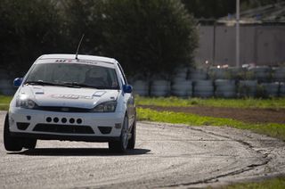 Ford Focus 2002 ST170-thumb-15