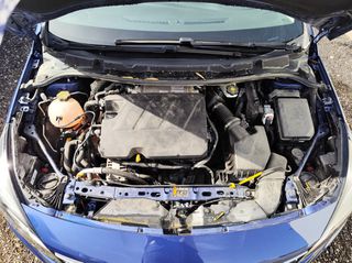 Opel Astra 2021 Diesel με τους 122 ίππους  με πρόβλημα στον κινητήρα-thumb-1