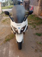 Piaggio XEvo 250 2014