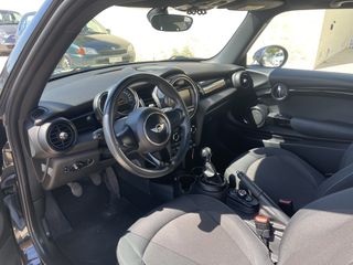 Mini Cooper 2017-thumb-9