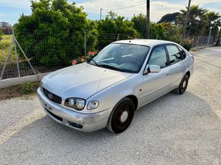 Toyota Corolla 2001 LIFTBACK VVTI 16V 1400CC!!!!!