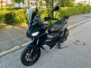 Aprilia SR GT 125 2023