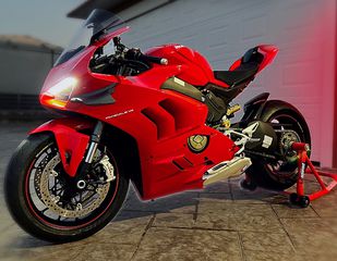 Ducati Panigale V4 2023-thumb-7