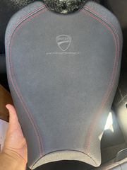 Ducati Panigale V4 2023-thumb-10
