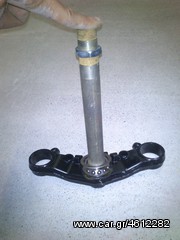ΣΤΑΥΡΟΣ ΠΙΡΟΥΝΟΥ CBF600 HONDA-thumb-1