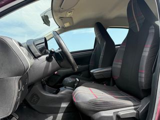 Peugeot 108 2015-thumb-10