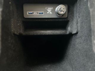 Land Rover Range Rover Sport 2019 BLACK EDITION / FULL EXTRA  / CRS MOTORS-thumb-31
