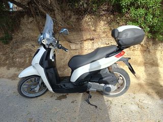 Piaggio Carnaby 300 2013