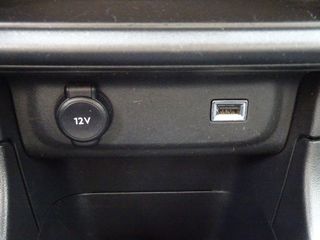 Citroen C3 2020 1.2 PureTech 110 Feel Pack | Euro 6d | Εγγύηση-thumb-19