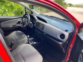 Toyota Yaris 2017 VVT-IE-thumb-8