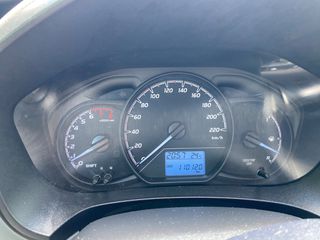 Toyota Yaris 2017 VVT-IE-thumb-21