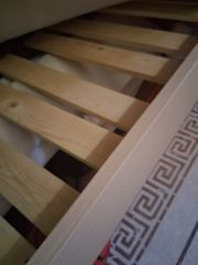 Κρεβατια Με Στρομα