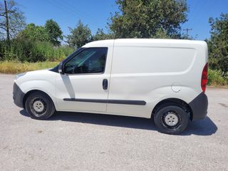 Opel Combo 2012-thumb-2