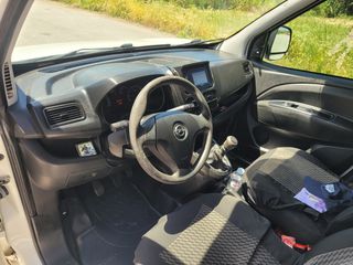 Opel Combo 2012-thumb-8