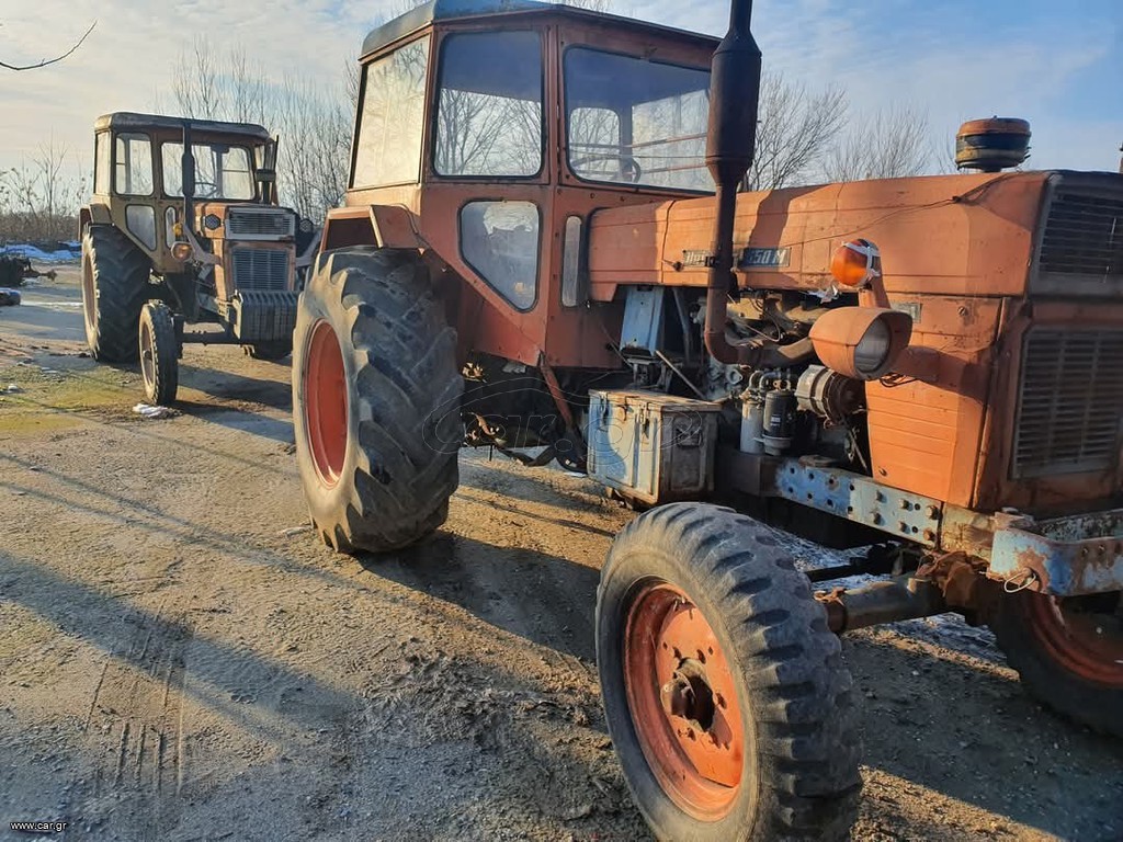 Τρακτέρ Universal 1978 Ενδιαφέρομαι για αγορα 4×4 &4×2