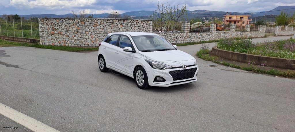 Hyundai i 20 2021 1.2 COMFORT