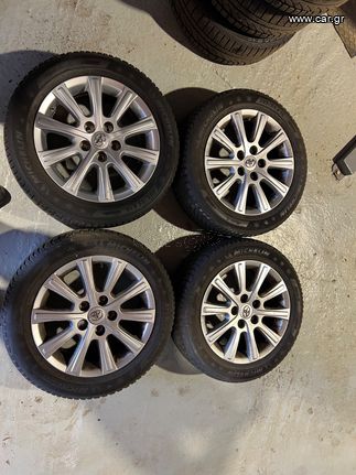 Toyota auris 08-2018 ζάντες αλουμινίου  με χειμερινα λαστιχα +τασια γνησια