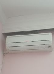 Κλιματιστικό ψύξης θέρμανσης 9000btu σε άριστη κατασταση