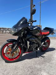 Aprilia RSV 1000 Tuono R 2004
