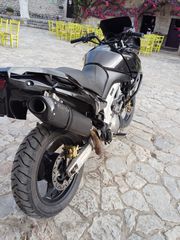 Suzuki DL 1000 V-STROM 2004