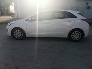 Hyundai i 30 2012 1.6 automato diesel-thumb-5