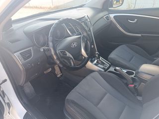 Hyundai i 30 2012 1.6 automato diesel-thumb-7