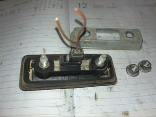 ΜΠΟΥΤΟΝ ΠΙΣΩ ΜΠΑΓΚΑΖ OCTAVIA 1Z0827574C