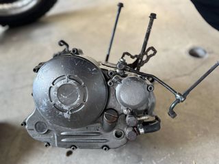 YAMAHA TTR250 typ(4GY) TT250 1999/2006 Κάρτερ -Στροφαλομπιέλα,Σασμάν,καπάκι βολάν,καμπάνα συμπλέκτη, συμπλέκτη