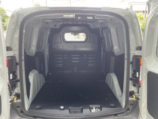 Ford Transit Courier 2025 Trend Electric 100kW (136PS), 43.6kWh Electric-thumb-9