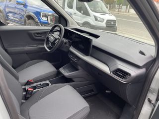 Ford Transit Courier 2025 Trend Electric 100kW (136PS), 43.6kWh Electric-thumb-6