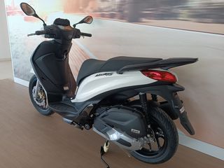 Piaggio Medley 200 2026 S E5+-thumb-3