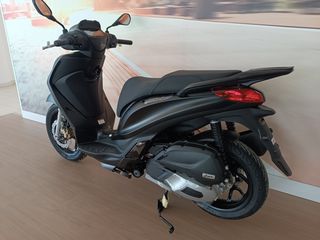 Piaggio Medley 200 2026 S E5+-thumb-4