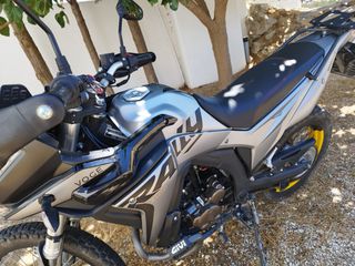 Voge 300 RALLY 2023-thumb-7
