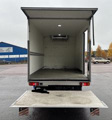 Ψυγείο Nissan 2018 NV 400-thumb-5