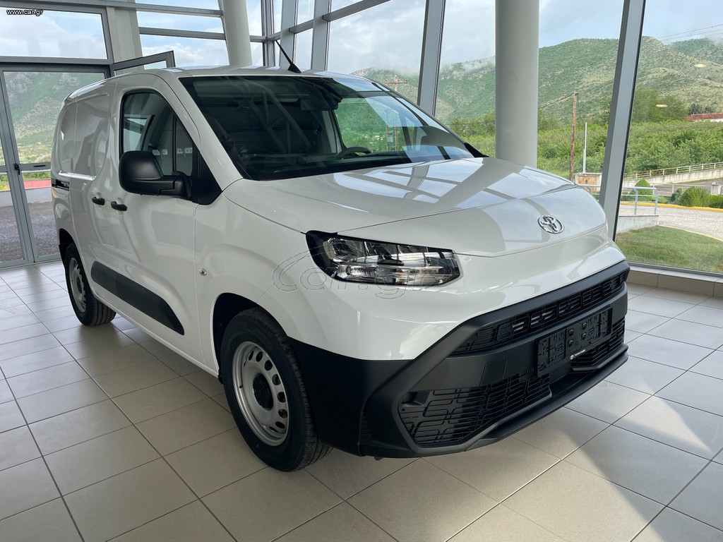 Φορτηγό Έως 7.5τ Toyota 2026 ΕΤΟΙΜΟΠΑΡΑΔΟΤΟ PROACE CITY 50KWH 136HP L1 LIVE PLUS