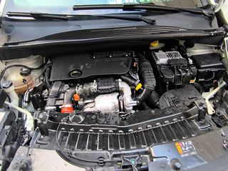 Opel Crossland X 2018-thumb-17