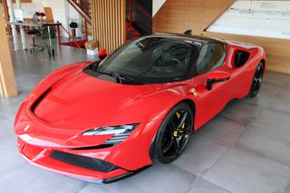 Ferrari SF90 2021 STRADALE-thumb-2