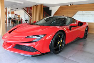 Ferrari SF90 2021 STRADALE-thumb-3