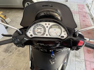 Piaggio Beverly 300i Tourer 2009 .-thumb-5
