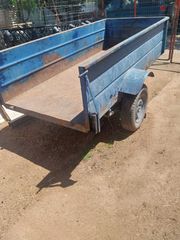 Τρέιλερ Αυτοκινήτου 2000