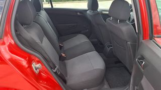 Opel Astra 2007-thumb-21