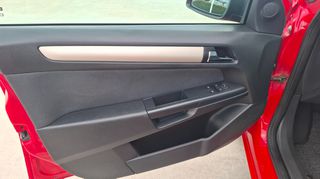Opel Astra 2007-thumb-22
