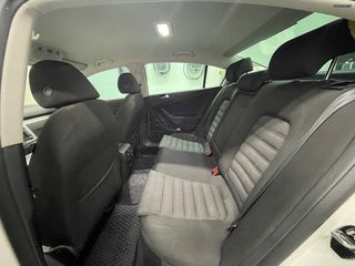 Volkswagen Passat 2009 1.4 TSI 122PS Rline-thumb-27