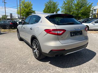 Maserati Levante 2017 S 430PS !!! V6-thumb-2